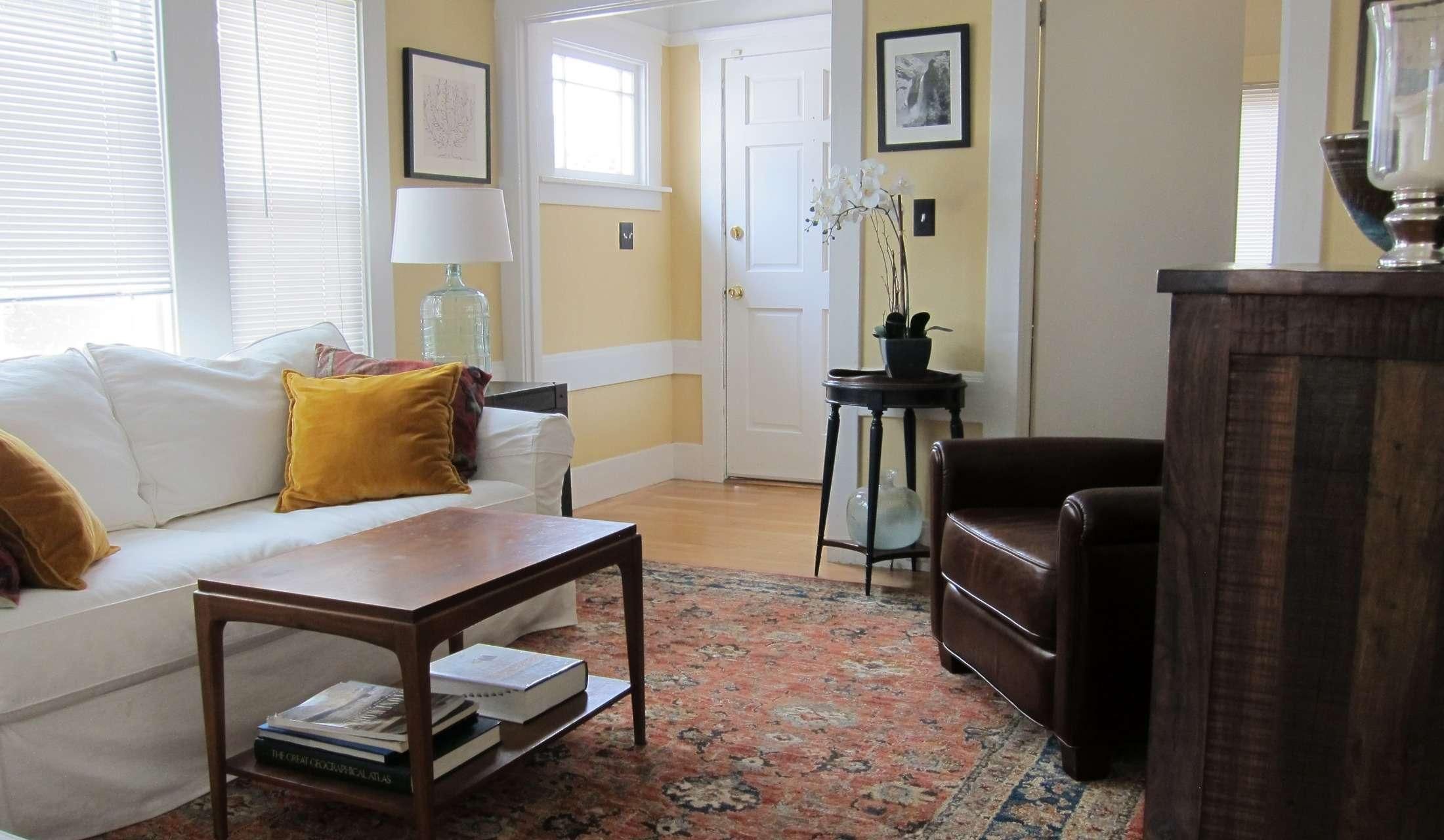 North Oakland small bungalow with two sweet cats,  December 9-29, 2026