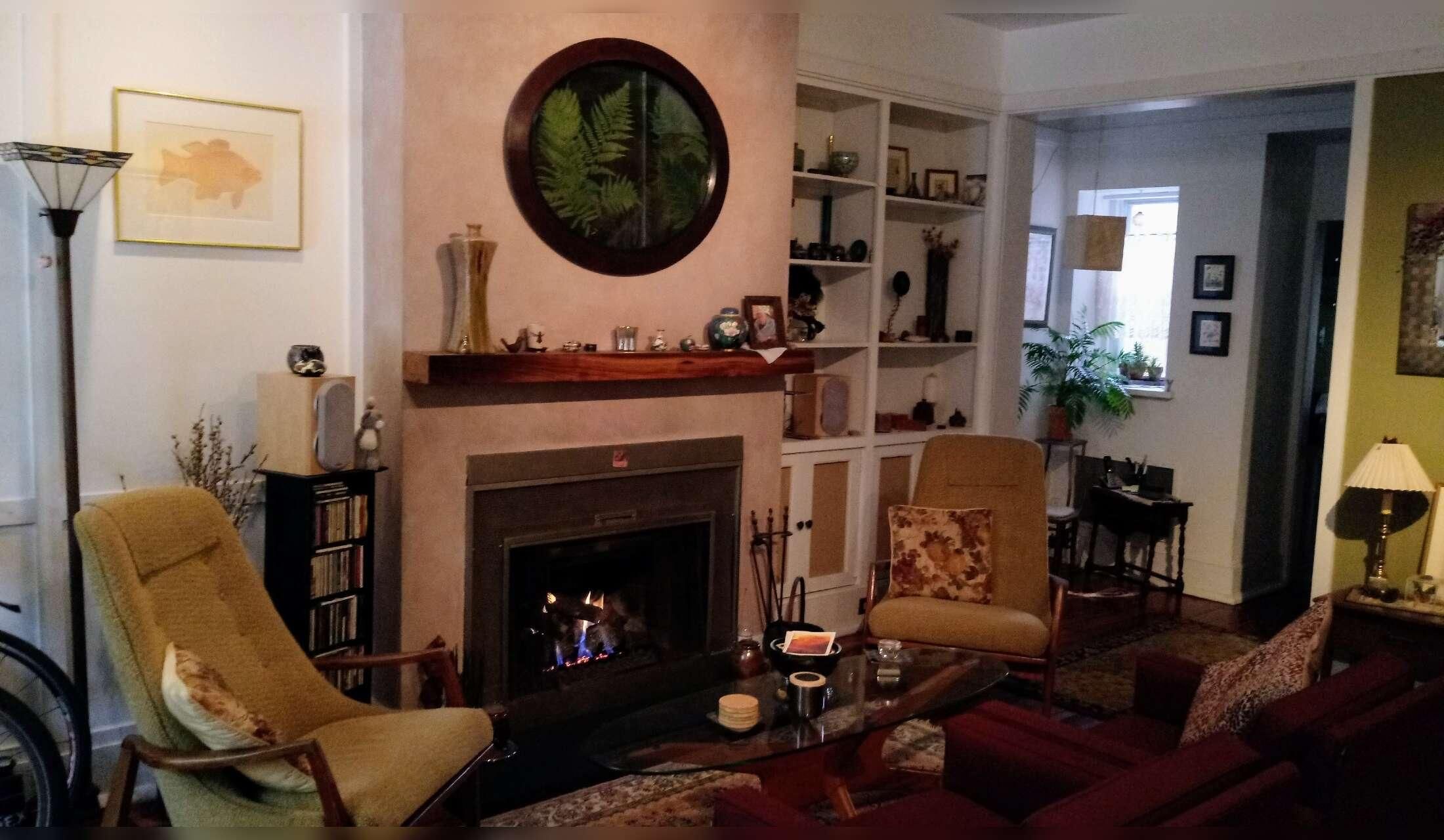 2 story/1 bedroom/1.5 bath townhouse - Fairmount/Lemon Hill - Image 2