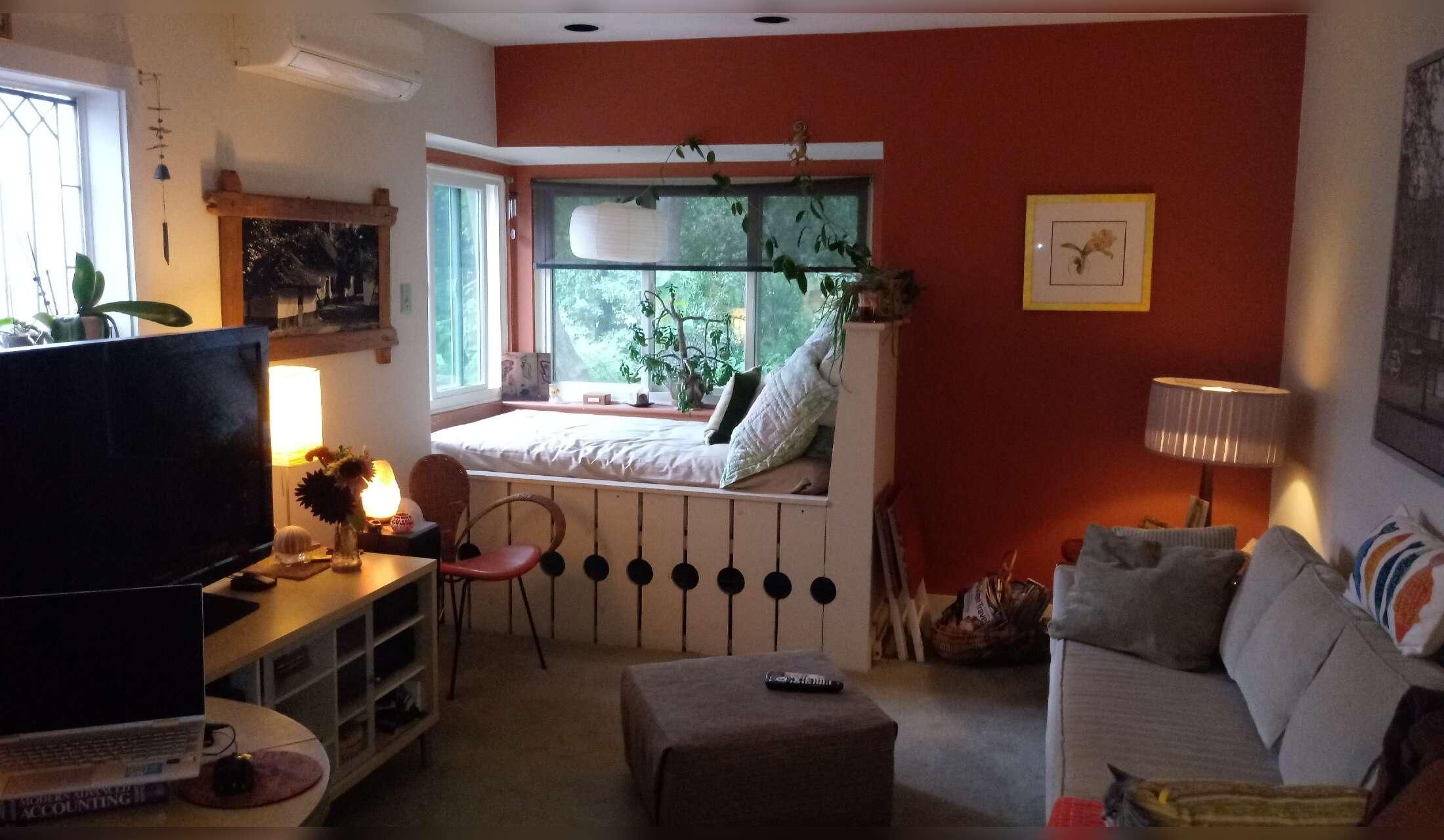 2 story/1 bedroom/1.5 bath townhouse - Fairmount/Lemon Hill - Image 6