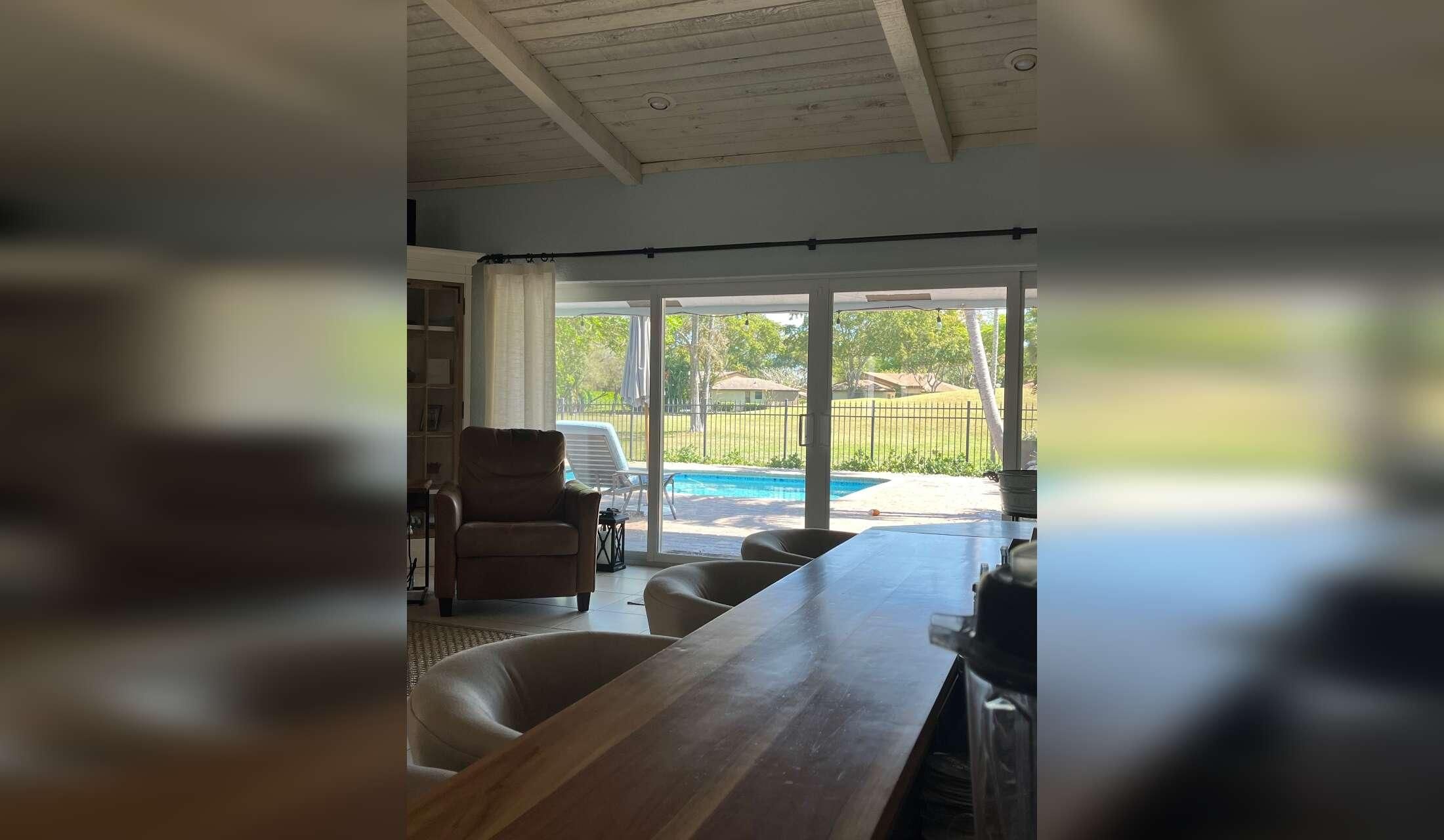 Resort Style Home near Fort Lauderdale  with 2 Wheatons - Image 8