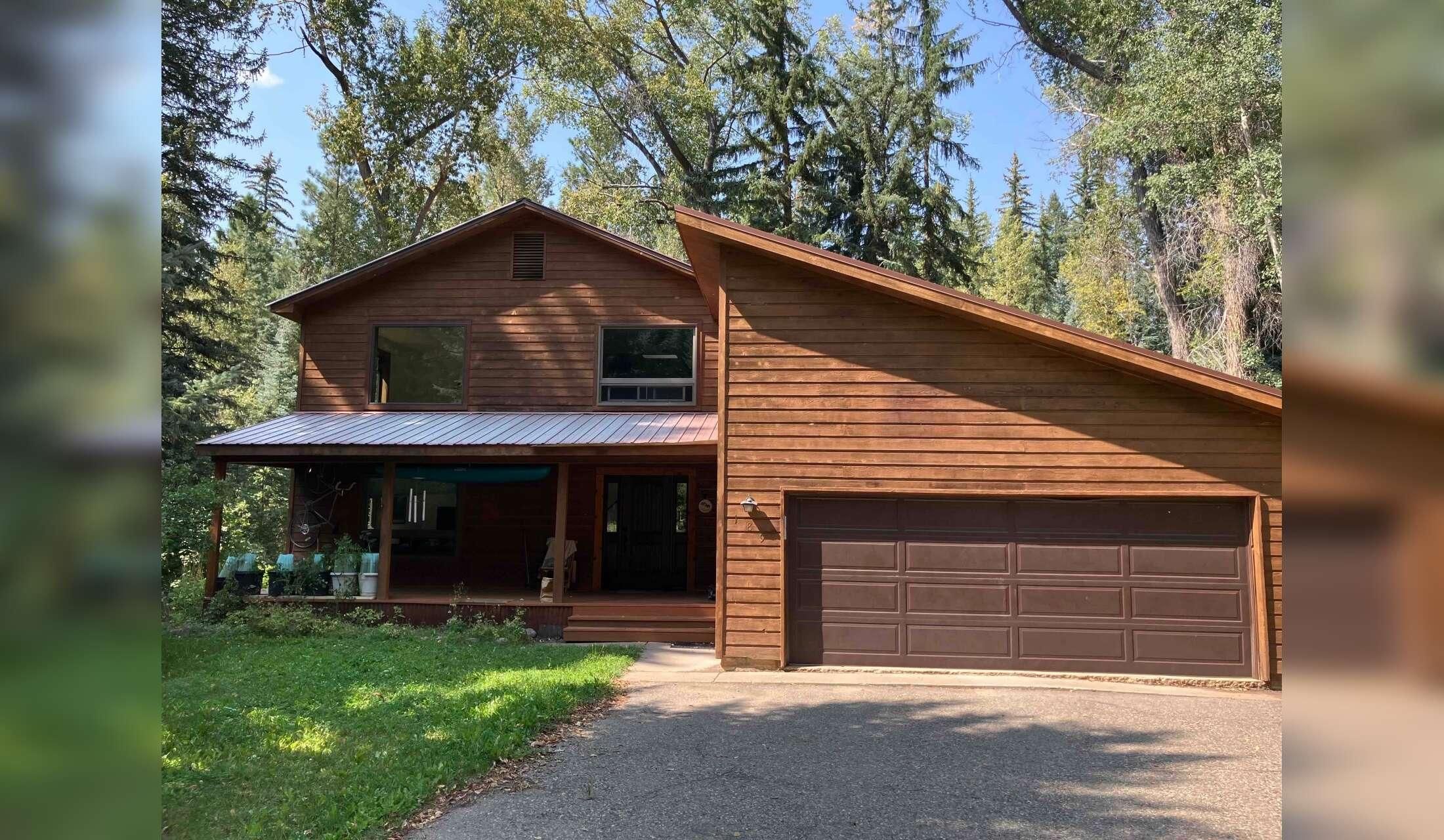 Dog Lover for House on River in Durango, Colorado - Image 10