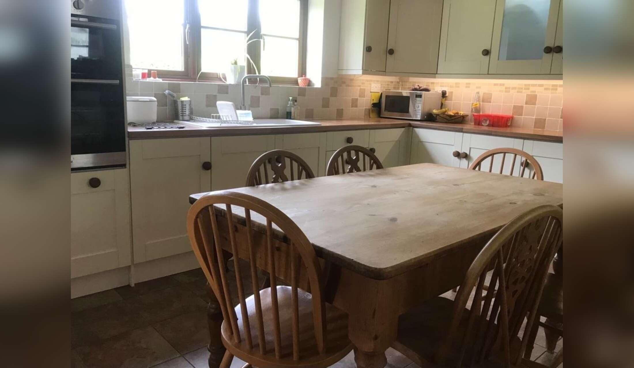Can you help? House/Cat sitter needed urgently due to sudden illness of current sitter.Lovely house in Herefordshire  Dates - Now until 15th October - Image 5