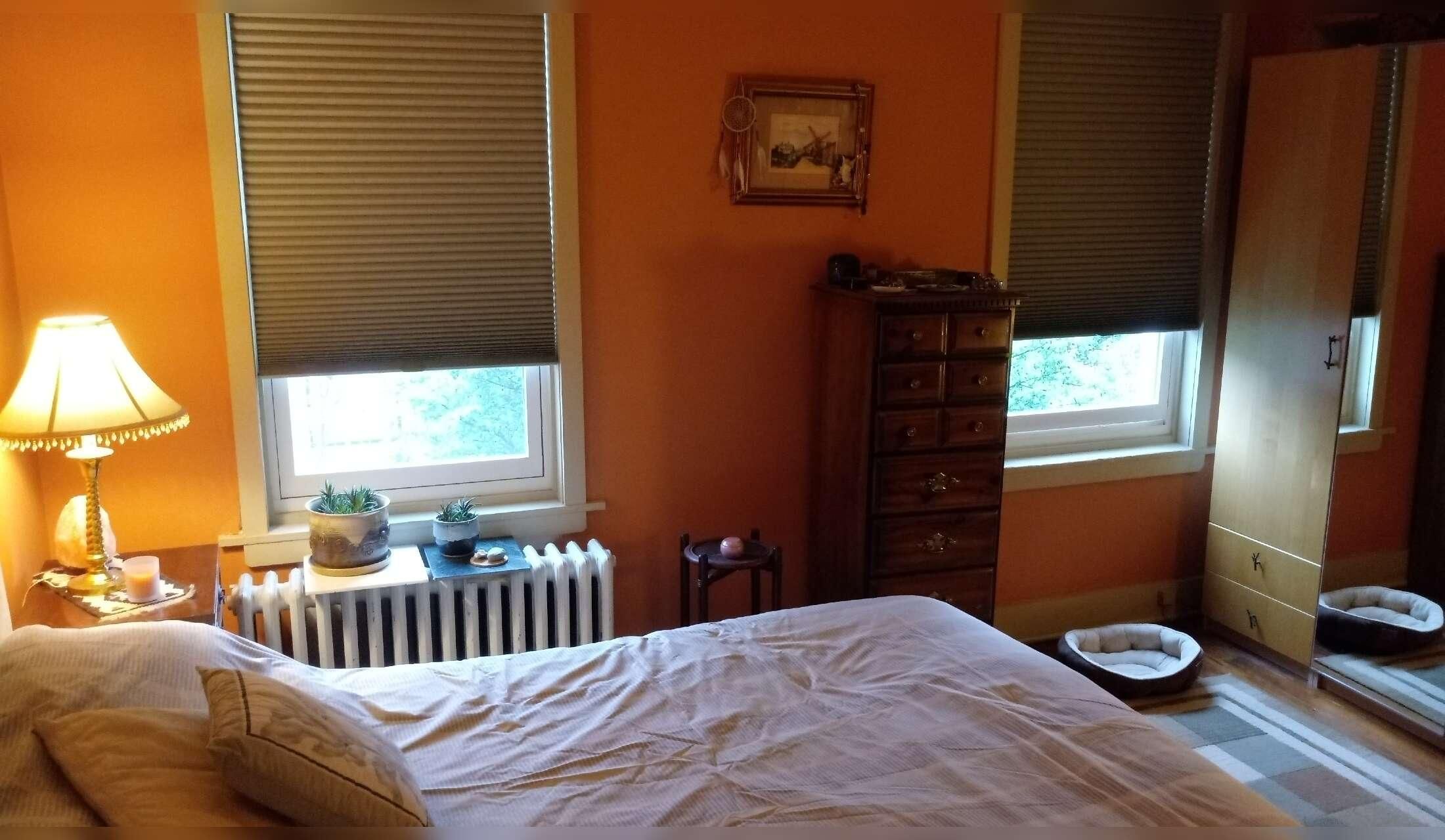 2 story/1 bedroom/1.5 bath townhouse - Fairmount/Lemon Hill - Image 9