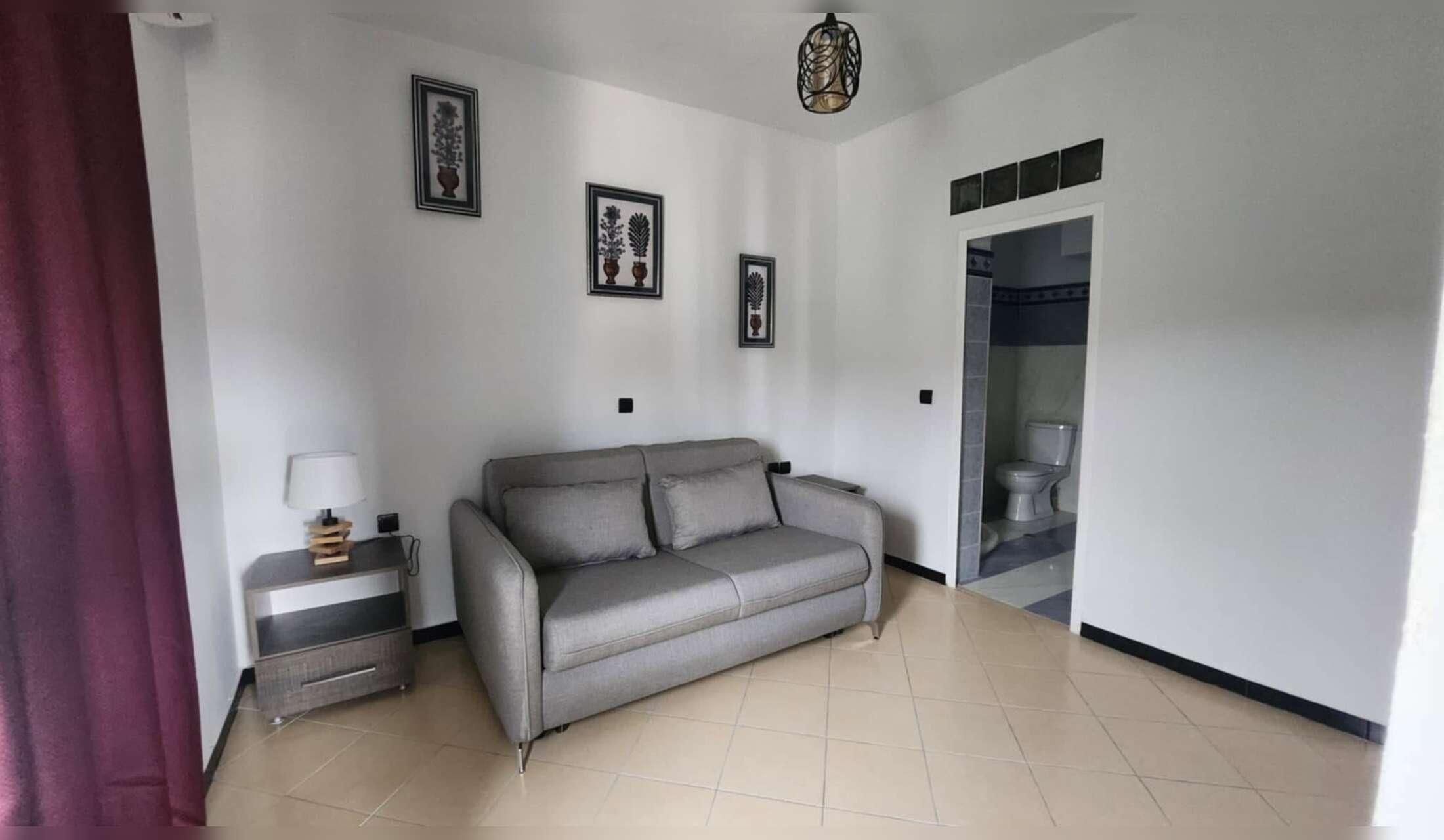 Easy sit with my deaf cat Jax in private, renovated studio in the hills of Sarande, Albania - Image 7