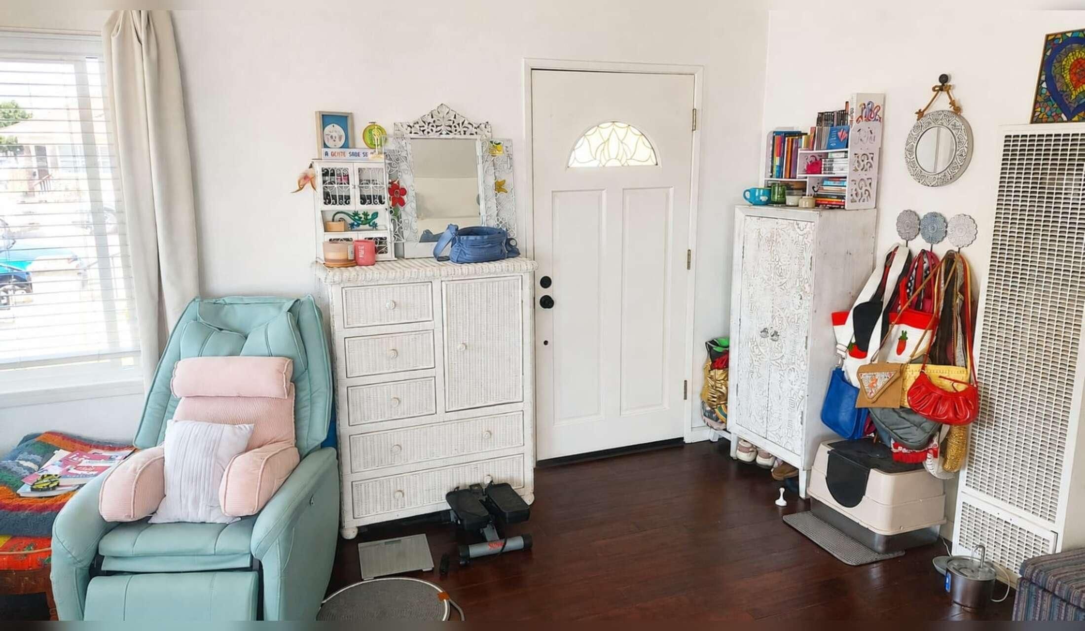 San Diego opportunity - 2 beautiful, easy kitties in bright, beautiful studio apt in convenient, walkable downtown Chula Vista - Image 5