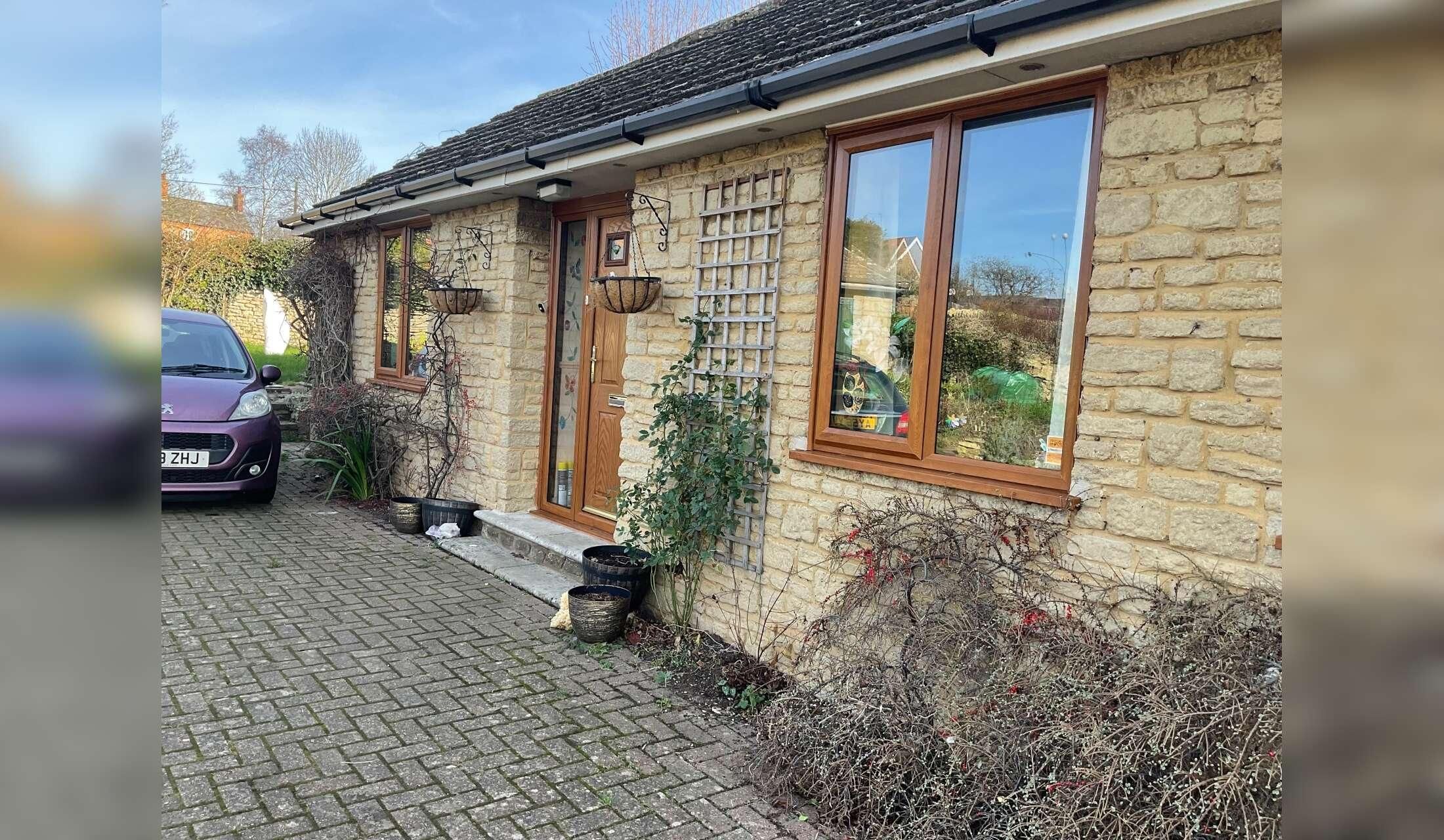 Ancient village , quiet house with all modern amenities , 3 cats - Image 2