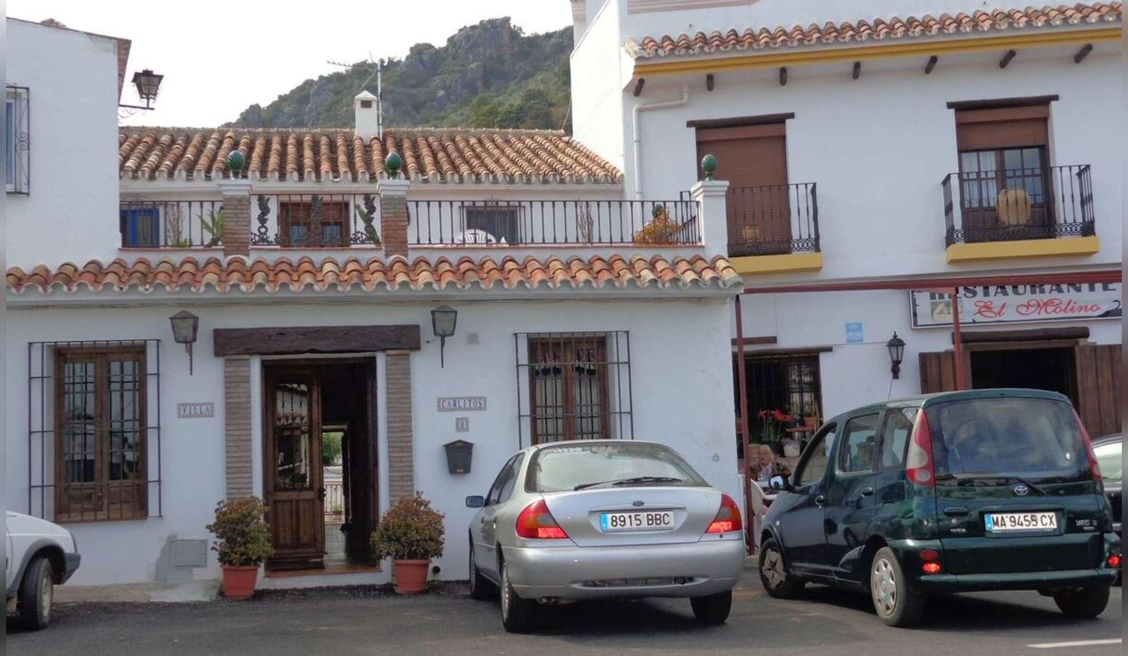 Looking for sitter to look after our country house for 3 months from early November 2026