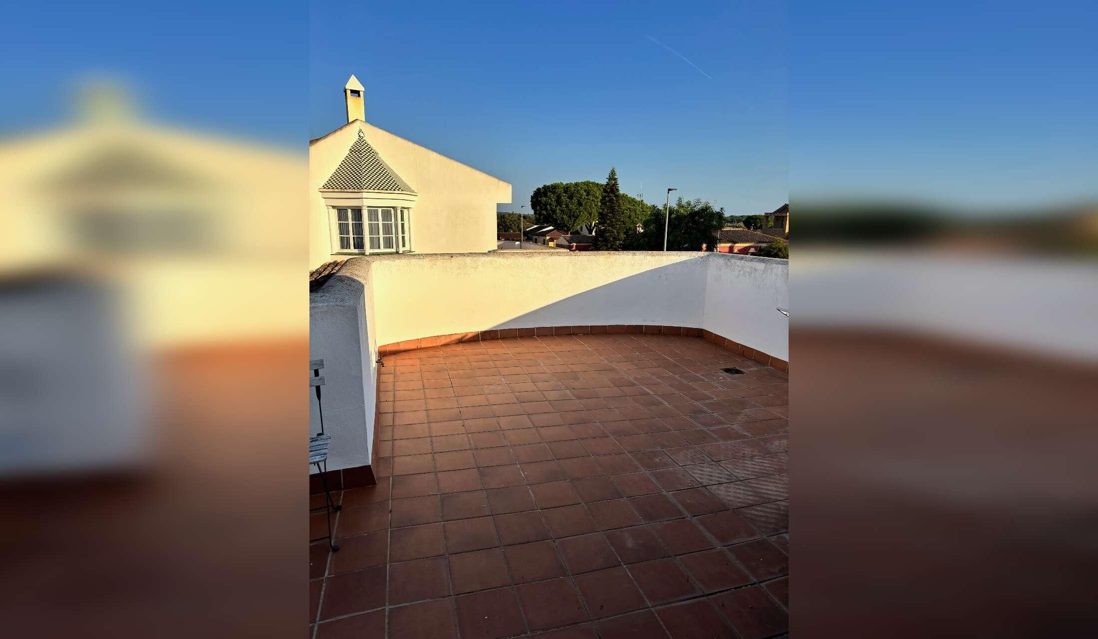 Casa con jardín en Chiclana de la Frontera, Cádiz - Image 9