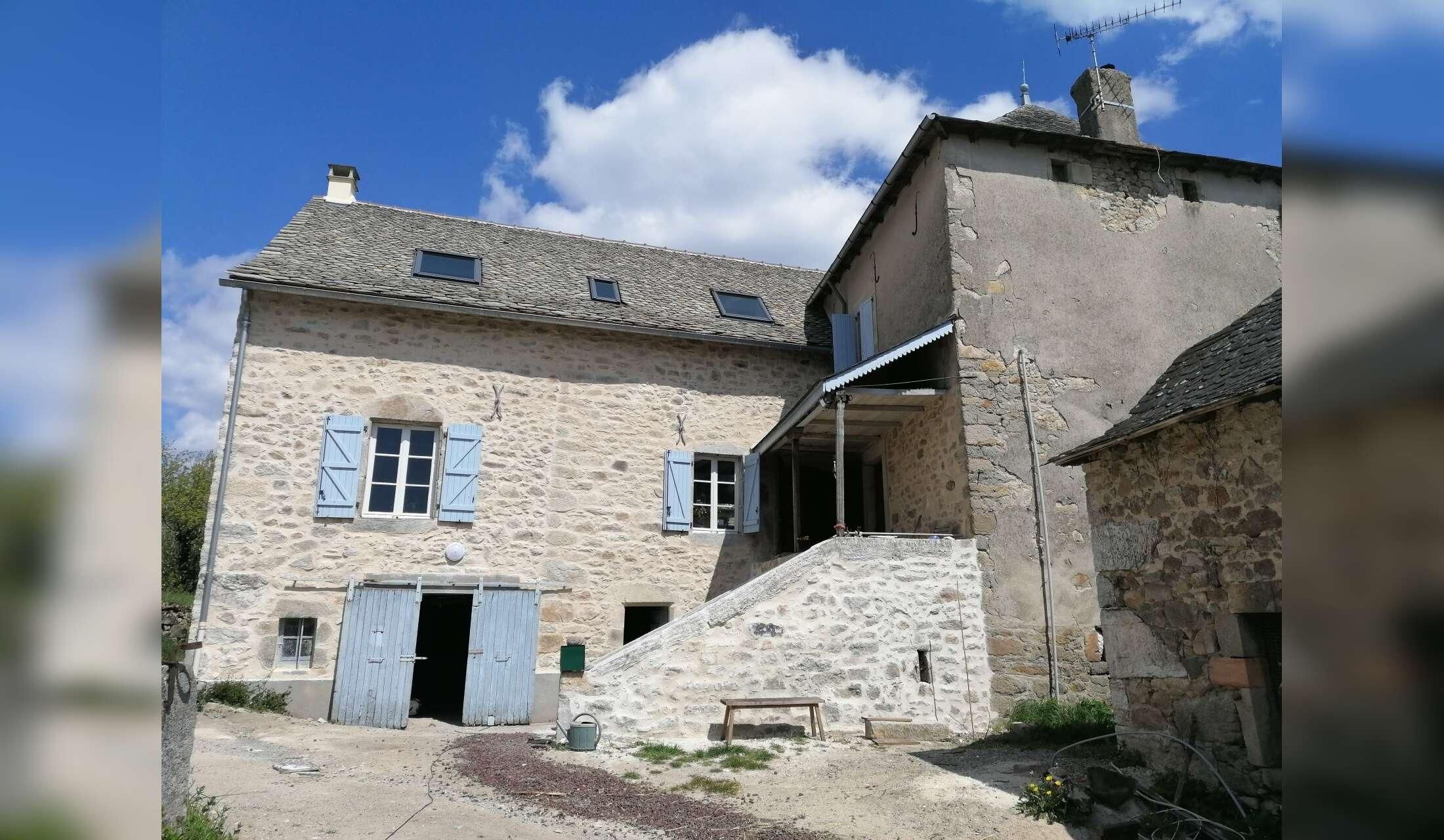 Farmhouse in Aveyron - Animal care - Garden maintenance - Image 2
