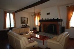 High Pyrenees. Large country house, Dog (Golden R),  2026 Sept. 11 to Nov 1 - Image 4