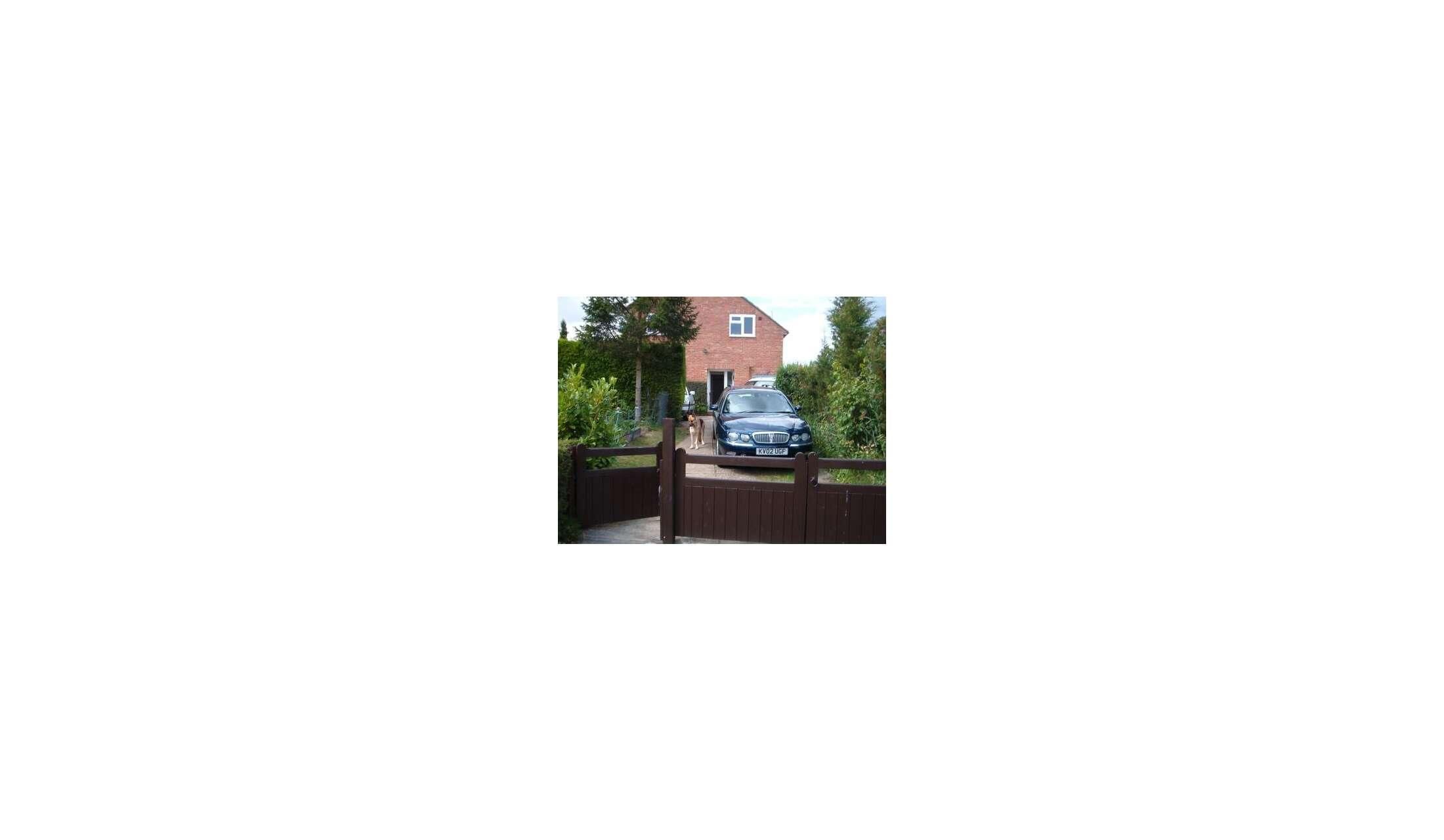 Countryside house near Cambridge,  12 miles from city centre, with a nice vegetable garden