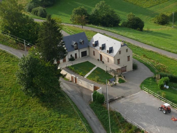 High Pyrenees. Large country house, Dog (Golden R),  2026 Sept. 11 to Nov 1 - Image 2
