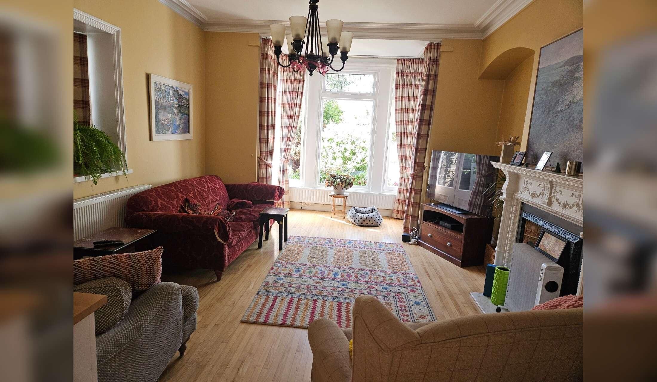 House sitter(s) required for Home and Cat sit - Christmas 2026, Bromley, London, UK - Image 2